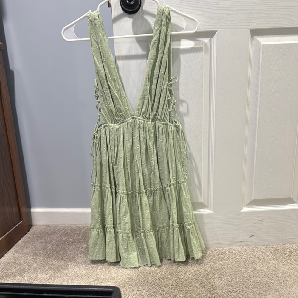 Light Green Sleeveless Dress